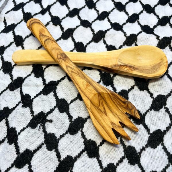 Olive Wood Serving Set - Image 3