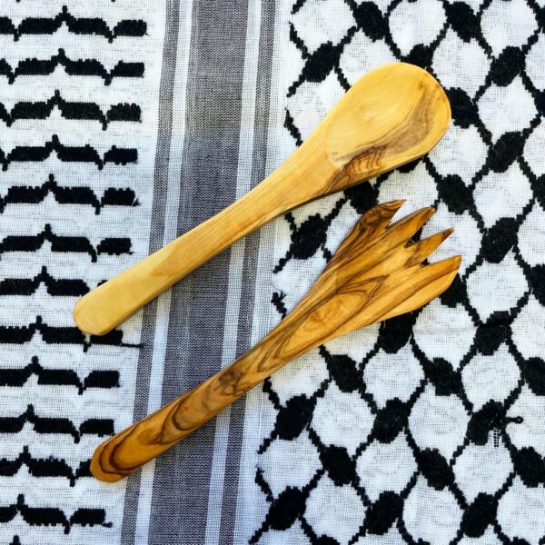Olive Wood Serving Set - Image 5